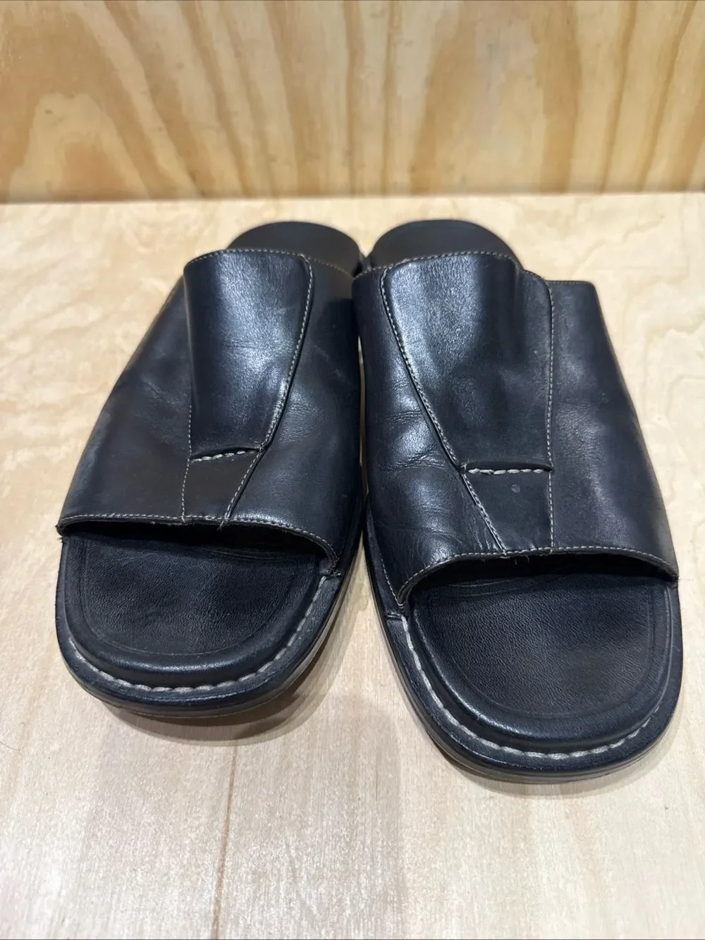 Timberland Mens Black Leather Slide Sandals Contrast Stitching  Size 9 M